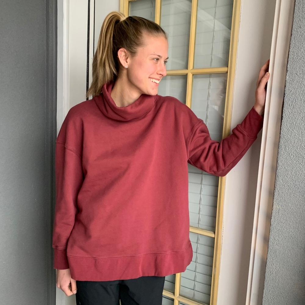 Athleta 24/7 Funnel Neck Sweatshirt Top